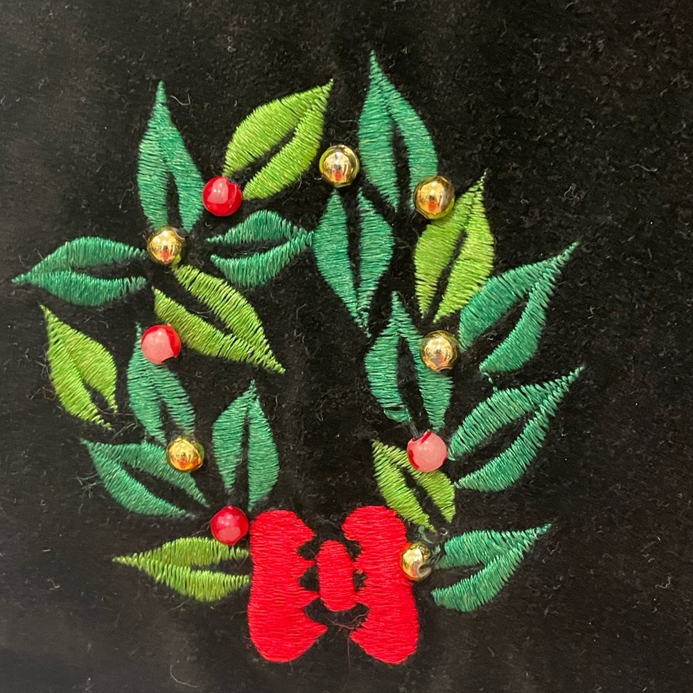Holiday Plaid Vest with Festive Appliqués - Picture 6 of 8